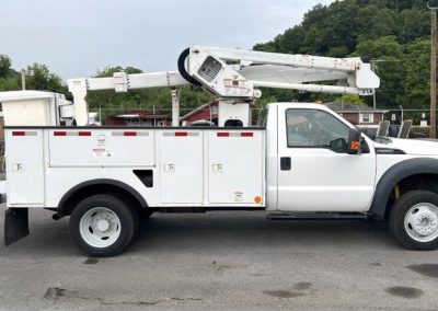 2016 F-550 WITH 2008 LT38 (4)