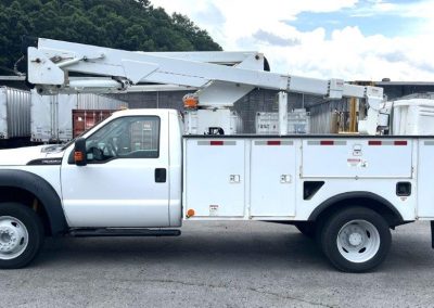 2016 F-550 WITH 2008 LT38 (8)